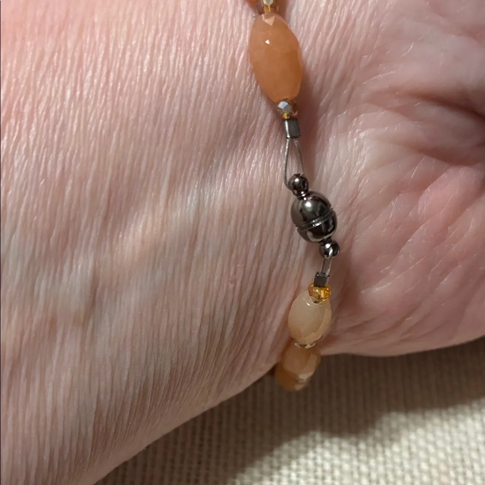 Elegant Orange red aventurine and shell gemstone Beaded Bracelet